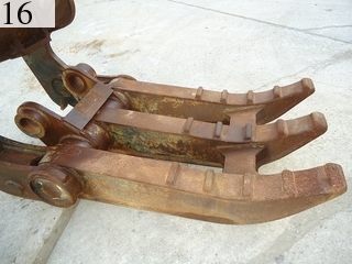 Used Construction Machine Used MARUJUN MARUJUN Fork Fork claw 0.7FORKS / GRAPPLES