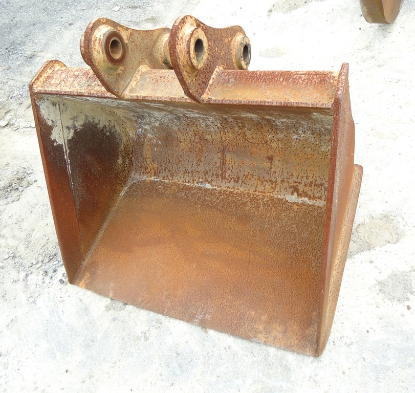 中古建設機械 中古 バケット キャタピラー CAT0.3-SLOPE-BUCKET 写真