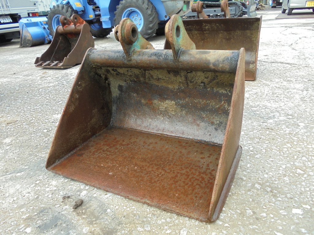 中古建設機械 中古 バケット 日立建機 EX40U-SLOPE-BUCKET 写真