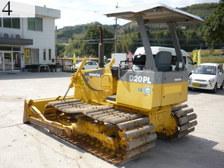 中古建設機械 中古 コマツ KOMATSU ブルドーザ  D20PL-7E