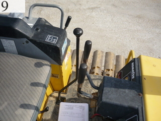 中古建設機械 中古 コマツ KOMATSU ブルドーザ  D20PL-7E