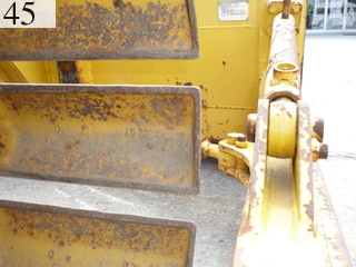 中古建設機械 中古 コマツ KOMATSU ブルドーザ  D20PL-7E
