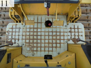 中古建設機械 中古 コマツ KOMATSU ブルドーザ  D21P-8E0