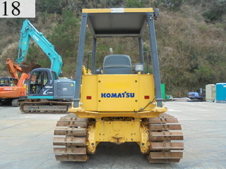 中古建設機械 中古 コマツ KOMATSU ブルドーザ  D21P-8E0