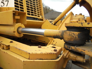 中古建設機械 中古 コマツ KOMATSU ブルドーザ  D21P-8E0