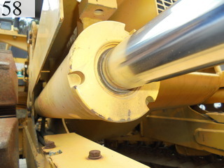 中古建設機械 中古 コマツ KOMATSU ブルドーザ  D21P-8E0