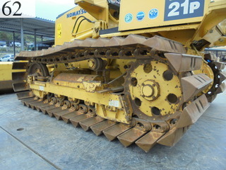 中古建設機械 中古 コマツ KOMATSU ブルドーザ  D21P-8E0
