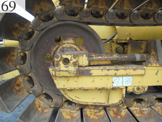 中古建設機械 中古 コマツ KOMATSU ブルドーザ  D21P-8E0
