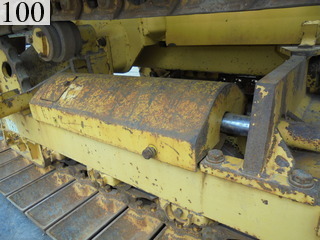 中古建設機械 中古 コマツ KOMATSU ブルドーザ  D21P-8E0