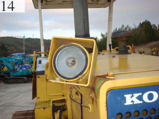 中古建設機械 中古 コマツ KOMATSU ブルドーザ  D31P-18