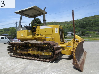 中古建設機械 中古 コマツ KOMATSU ブルドーザ  D31P-20E