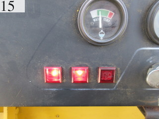 中古建設機械 中古 コマツ KOMATSU ブルドーザ  D31P-20E