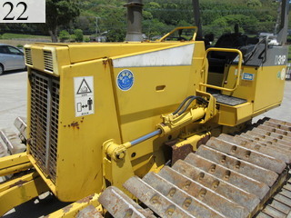 中古建設機械 中古 コマツ KOMATSU ブルドーザ  D31P-20E