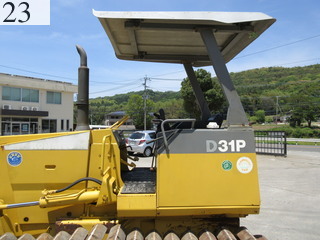 中古建設機械 中古 コマツ KOMATSU ブルドーザ  D31P-20E