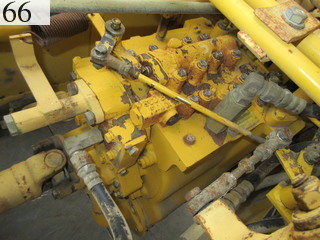 中古建設機械 中古 コマツ KOMATSU ブルドーザ  D31P-20E