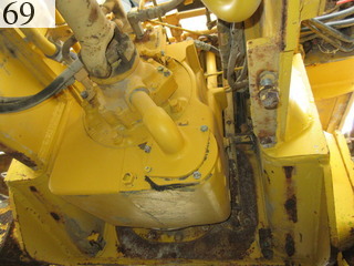 中古建設機械 中古 コマツ KOMATSU ブルドーザ  D31P-20E