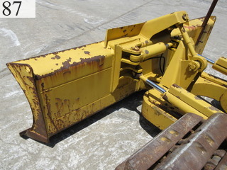 中古建設機械 中古 コマツ KOMATSU ブルドーザ  D31P-20E