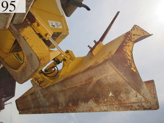 中古建設機械 中古 コマツ KOMATSU ブルドーザ  D31P-20E