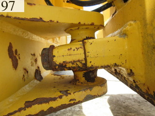 中古建設機械 中古 コマツ KOMATSU ブルドーザ  D31P-20E