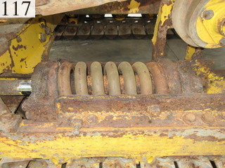 中古建設機械 中古 コマツ KOMATSU ブルドーザ  D31P-20E