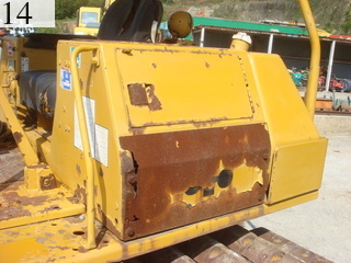 中古建設機械 中古 コマツ KOMATSU ブルドーザ  D40P-3