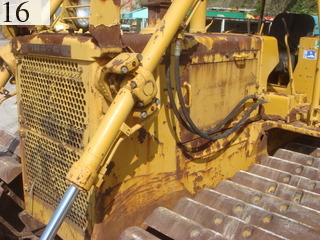 中古建設機械 中古 コマツ KOMATSU ブルドーザ  D40P-3