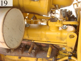 中古建設機械 中古 コマツ KOMATSU ブルドーザ  D40P-3