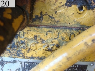 中古建設機械 中古 コマツ KOMATSU ブルドーザ  D40P-3