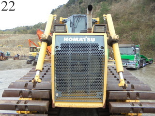 中古建設機械 中古 コマツ KOMATSU ブルドーザ  D65PX-15E0