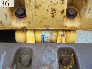 中古建設機械 中古 コマツ KOMATSU ブルドーザ  D65PX-15E0