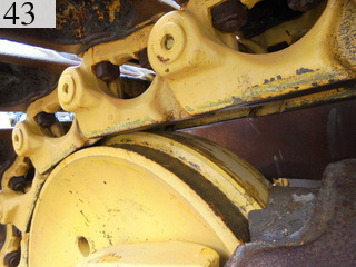 中古建設機械 中古 コマツ KOMATSU ブルドーザ  D65PX-15E0