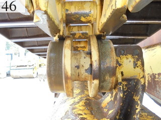 中古建設機械 中古 コマツ KOMATSU ブルドーザ  D65PX-15E0