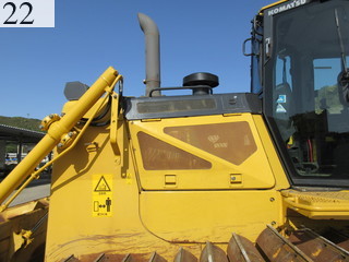 中古建設機械 中古 コマツ KOMATSU ブルドーザ  D65PX-17