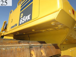 中古建設機械 中古 コマツ KOMATSU ブルドーザ  D65PX-17