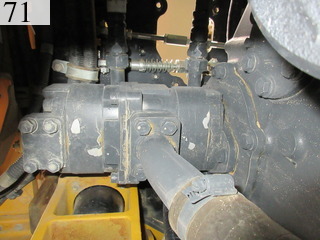 中古建設機械 中古 コマツ KOMATSU ブルドーザ  D65PX-17
