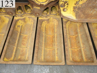中古建設機械 中古 コマツ KOMATSU ブルドーザ  D65PX-17
