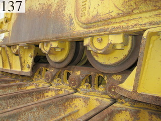 中古建設機械 中古 コマツ KOMATSU ブルドーザ  D65PX-17