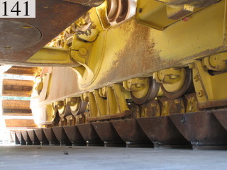 中古建設機械 中古 コマツ KOMATSU ブルドーザ  D65PX-17