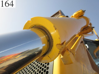 中古建設機械 中古 コマツ KOMATSU ブルドーザ  D65PX-17
