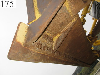 中古建設機械 中古 コマツ KOMATSU ブルドーザ  D65PX-17