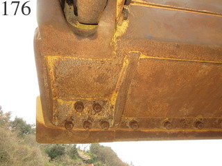 中古建設機械 中古 コマツ KOMATSU ブルドーザ  D65PX-17