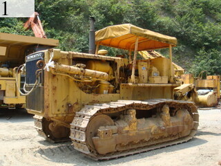 中古建設機械 中古 コマツ KOMATSU ブルドーザ  D85-12
