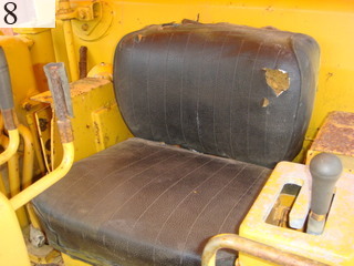 中古建設機械 中古 コマツ KOMATSU ブルドーザ  D85-12