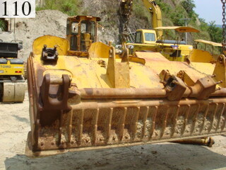 中古建設機械 中古 コマツ KOMATSU ブルドーザ  D85-12
