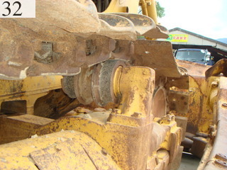 中古建設機械 中古 コマツ KOMATSU ブルドーザ  D85A-18