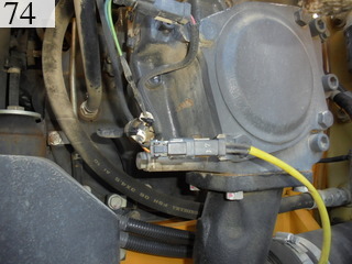 中古建設機械 中古 コマツ KOMATSU 油圧ショベル・バックホー ０．４－０．５立米 PC128US-8