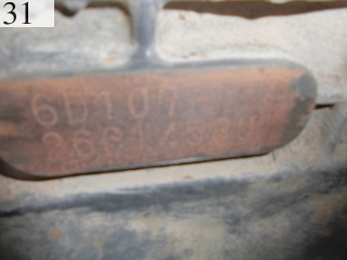中古建設機械 中古 コマツ KOMATSU 油圧ショベル・バックホー ０．７－０．９立米 PC200-8N1