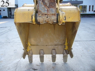 Used Construction Machine Used KOMATSU KOMATSU Excavator 0.7-0.9m3 PC220LC-7