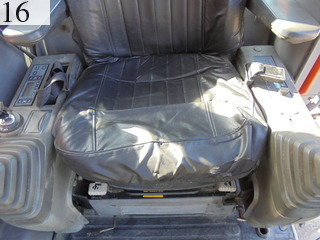 中古建設機械 中古 日立建機 HITACHI 林業機械 グラップル・ウインチ・排土板 ZX225USR