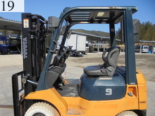 Used Construction Machine Used TOYOTA TOYOTA Forklift Diesel engine 02-7FD10
